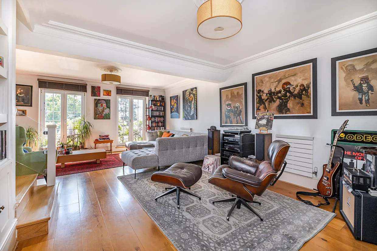 Cottenham Park Road, London, SW20 photo 7