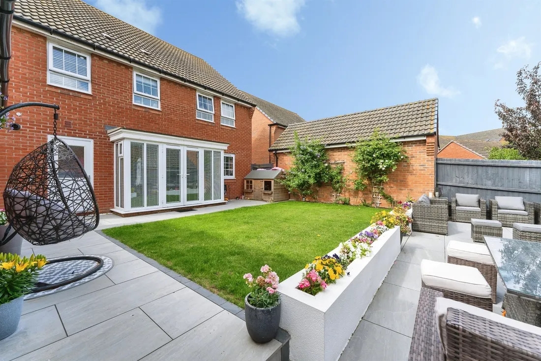 Property photo 11