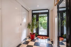 Cottenham Park Road, London, SW20 photo 22