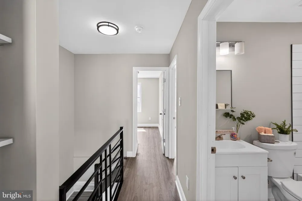 930 E Price St, Philadelphia, PA 19138