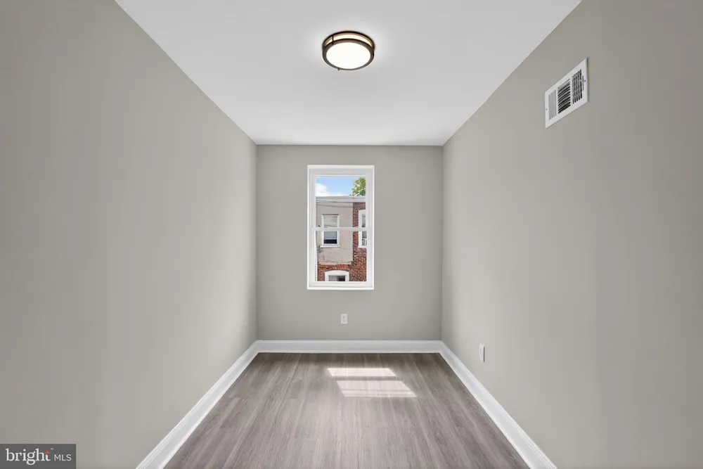 930 E Price St, Philadelphia, PA 19138