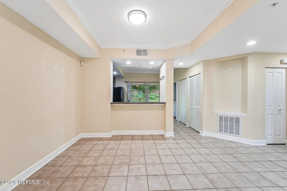 9745 Touchton Rd, Jacksonville, FL 32246