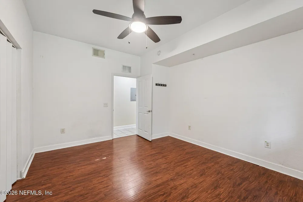 9745 Touchton Rd, Jacksonville, FL 32246