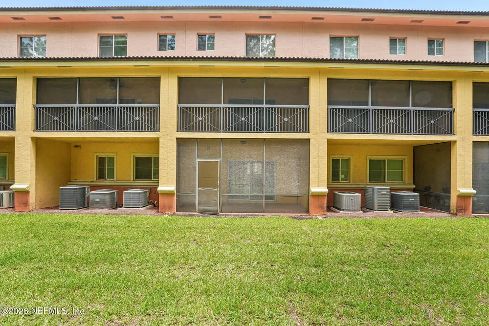 9745 Touchton Rd, Jacksonville, FL 32246