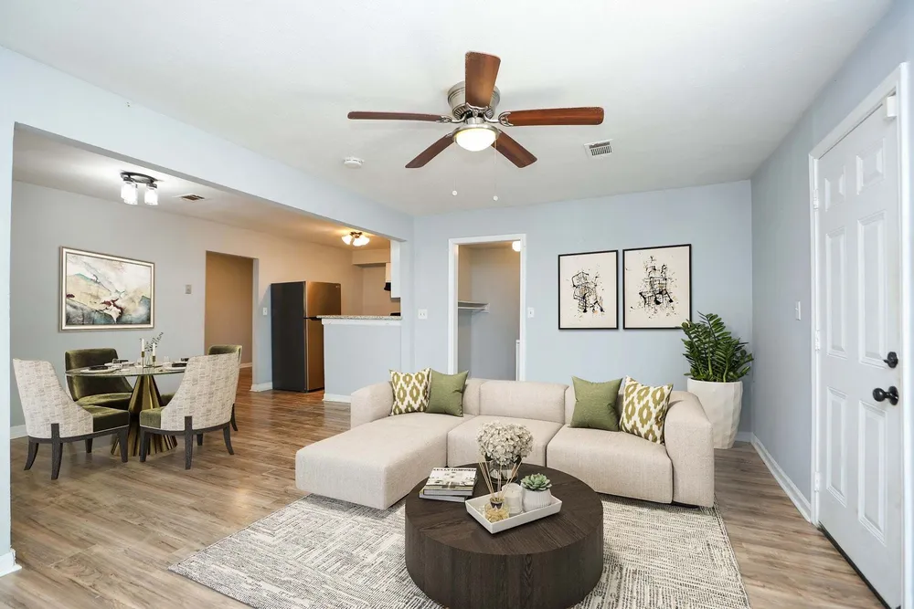 4039 Cornell St, Houston, TX 77022