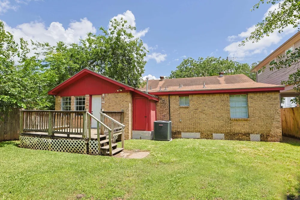 4039 Cornell St, Houston, TX 77022