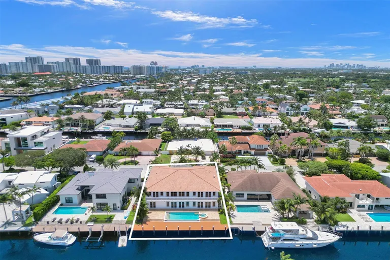 3061 NE 43rd St, Fort Lauderdale, FL 33308