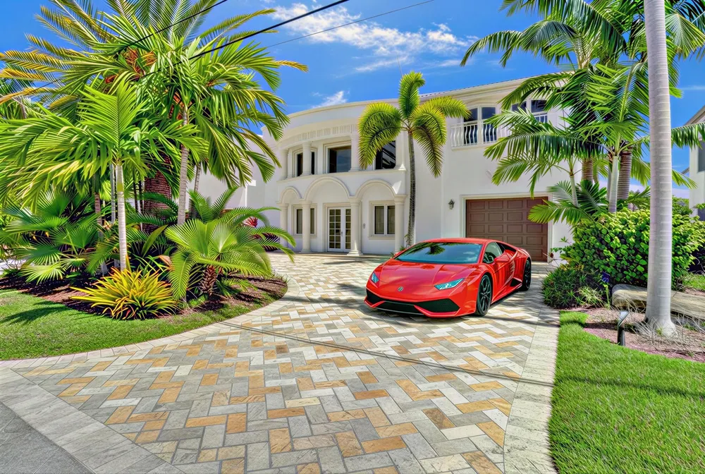 3061 NE 43rd St, Fort Lauderdale, FL 33308
