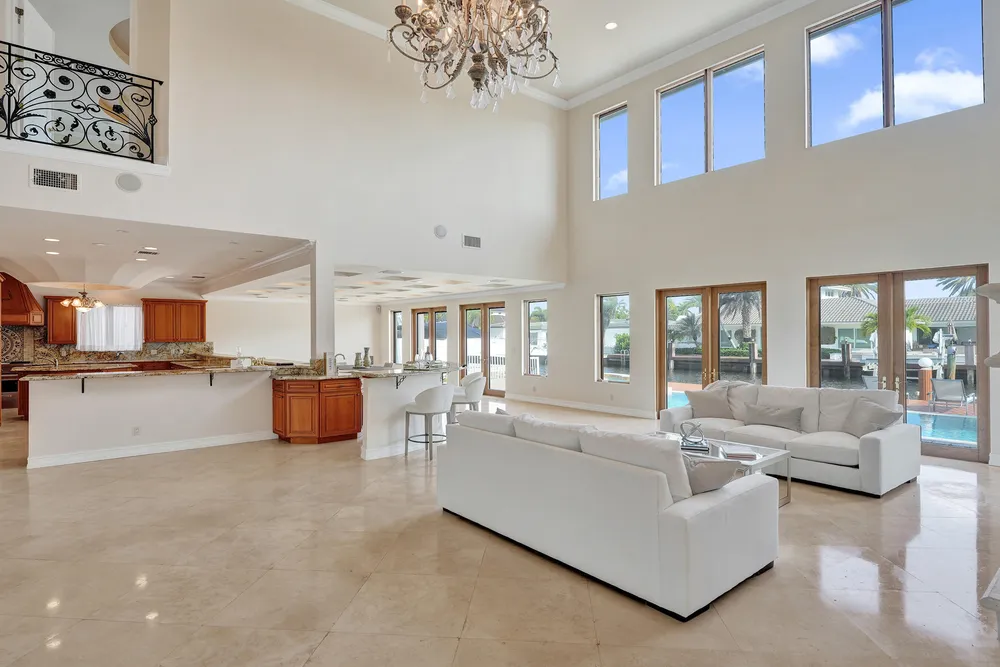 3061 NE 43rd St, Fort Lauderdale, FL 33308