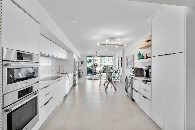 6620 Indian Creek Dr, Miami Beach, FL 33141