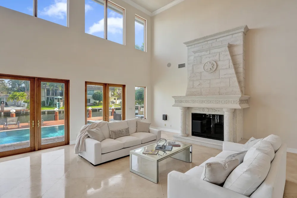 3061 NE 43rd St, Fort Lauderdale, FL 33308