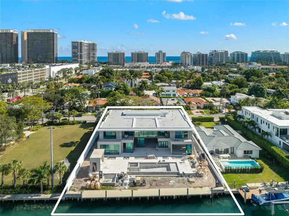 9540 Bay Dr, Surfside, FL 33154