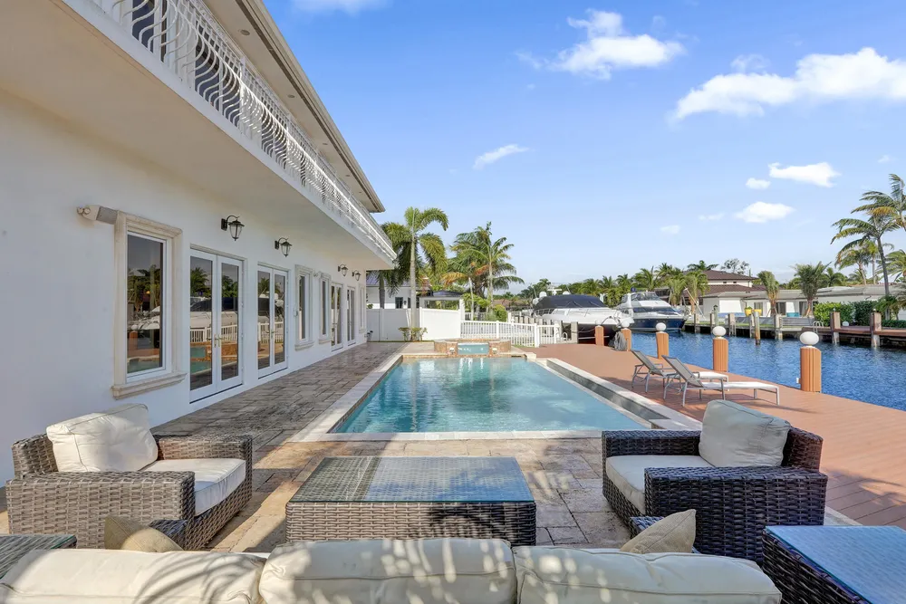3061 NE 43rd St, Fort Lauderdale, FL 33308