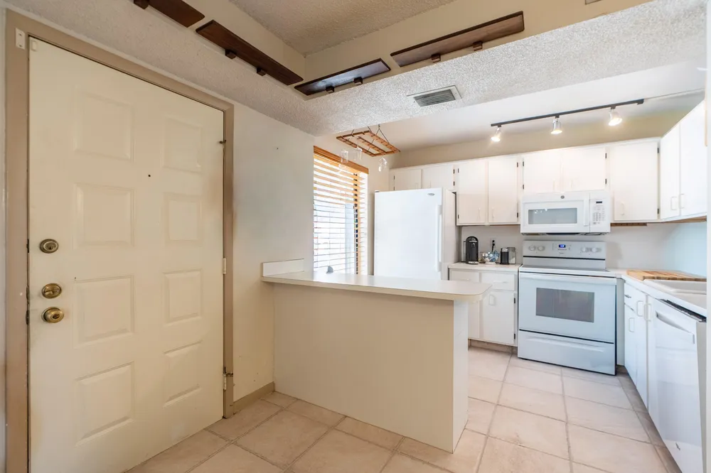9819 NW 3rd Ct, Plantation, FL 33324