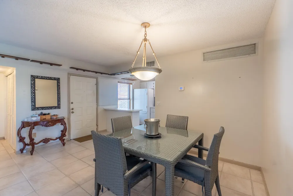 9819 NW 3rd Ct, Plantation, FL 33324