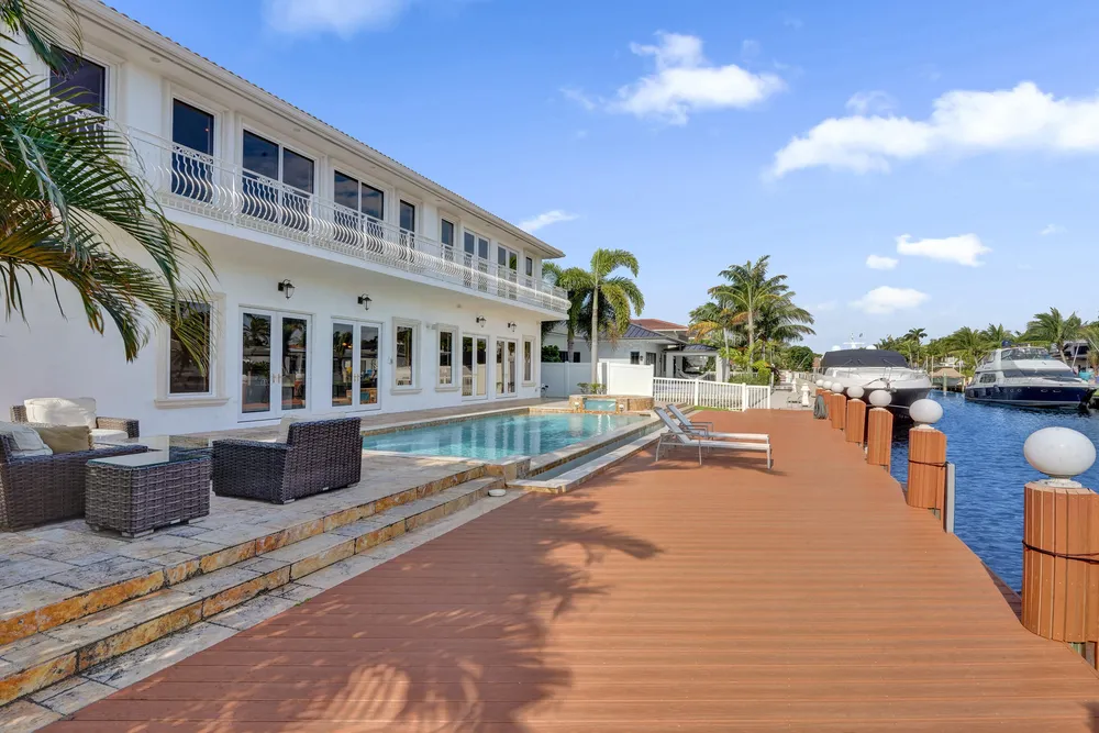 3061 NE 43rd St, Fort Lauderdale, FL 33308