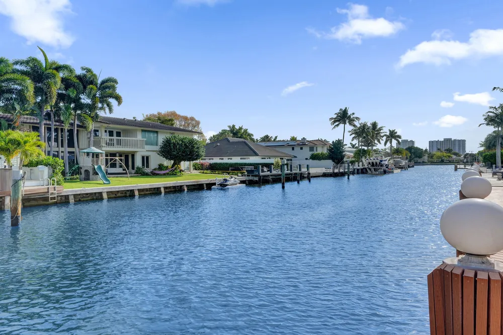 3061 NE 43rd St, Fort Lauderdale, FL 33308