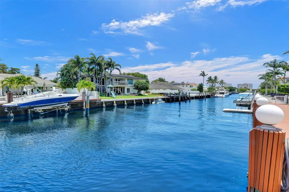 3061 NE 43rd St, Fort Lauderdale, FL 33308