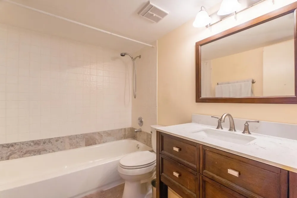 9819 NW 3rd Ct, Plantation, FL 33324