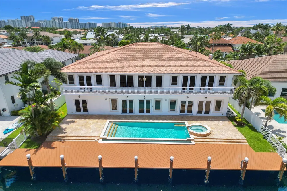 3061 NE 43rd St, Fort Lauderdale, FL 33308