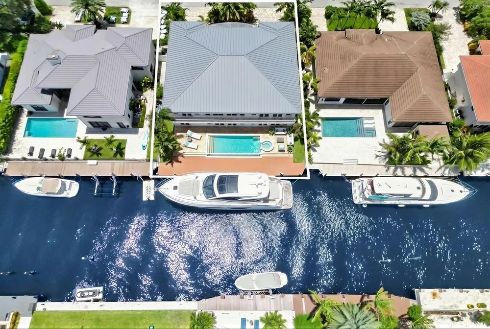 3061 NE 43rd St, Fort Lauderdale, FL 33308