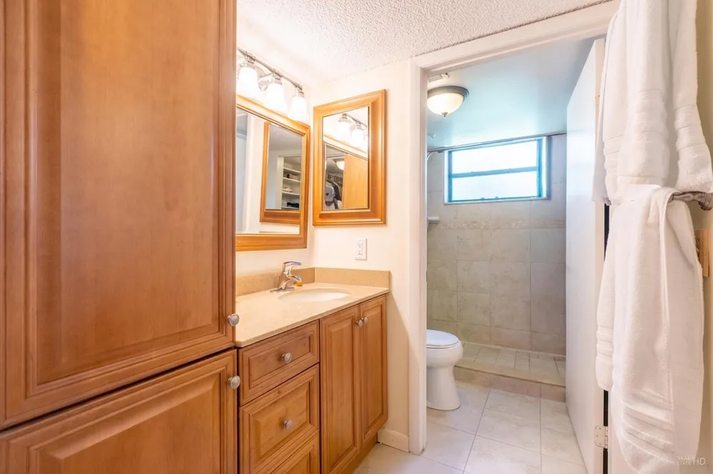 9819 NW 3rd Ct, Plantation, FL 33324