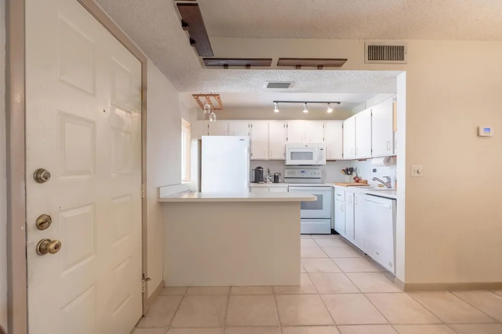 9819 NW 3rd Ct, Plantation, FL 33324