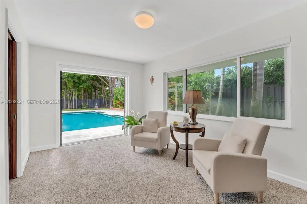 9941 SW 143rd St, Miami, FL 33176