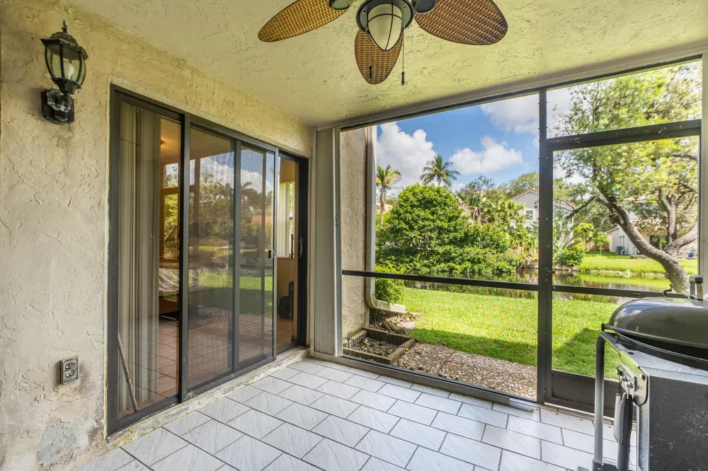 9819 NW 3rd Ct, Plantation, FL 33324