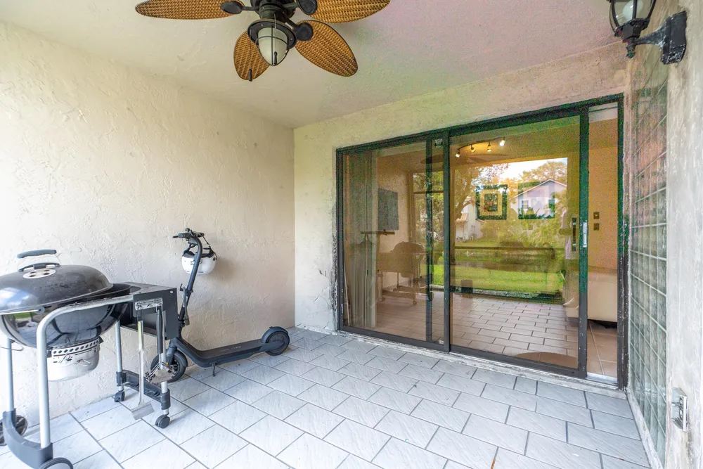9819 NW 3rd Ct, Plantation, FL 33324