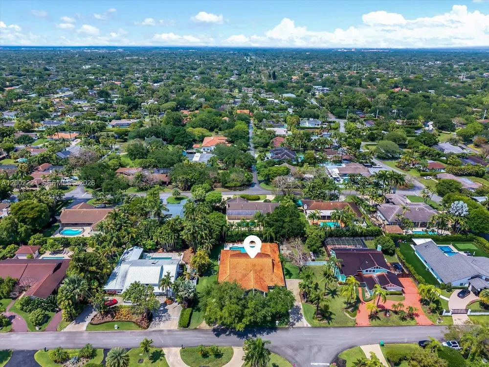 9941 SW 143rd St, Miami, FL 33176