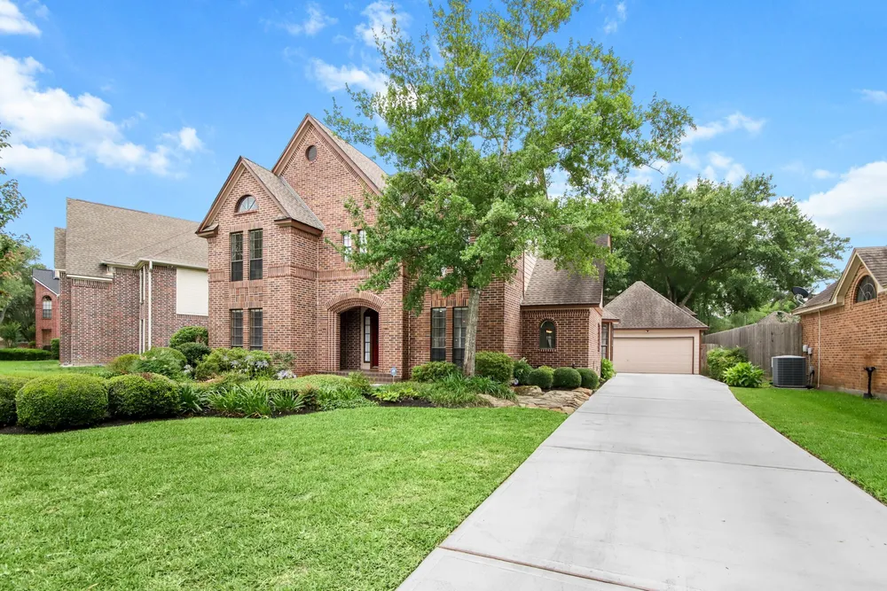3507 Rolling Forest Dr, Spring, TX 77388