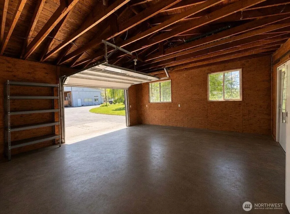 16 Big Rock Rd, Oroville, WA 98844
