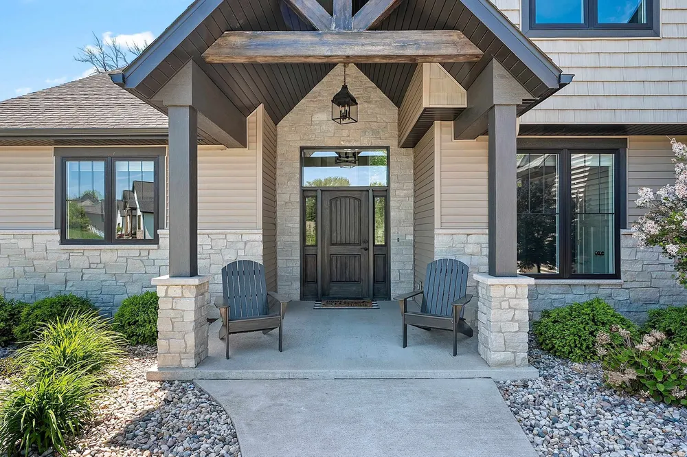 W4269 Rose Tree Drive, Appleton, WI 54913