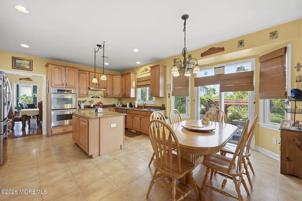 19 Chambry Ct, Freehold, NJ 07728