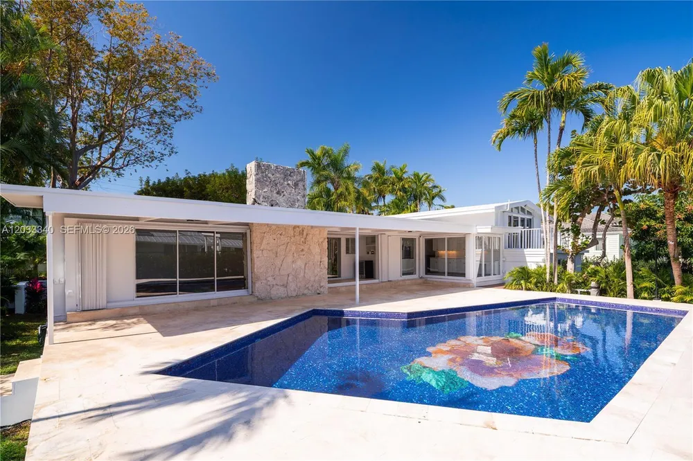 669 S Mashta Dr, Key Biscayne, FL 33149