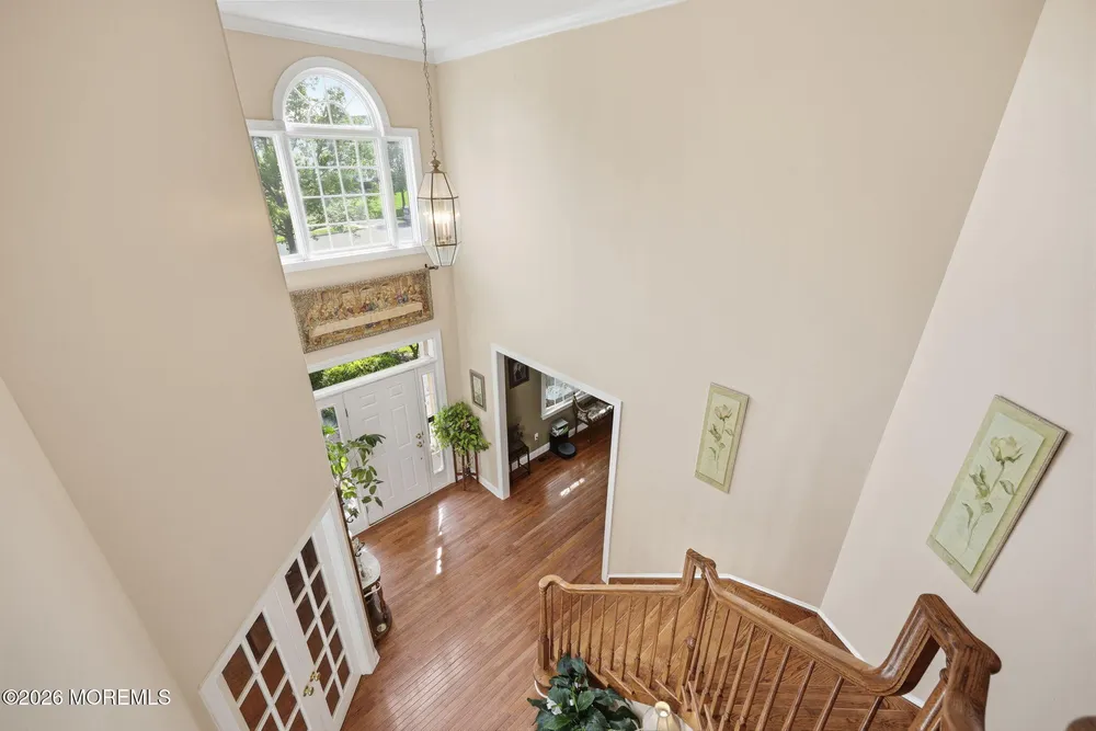 19 Chambry Ct, Freehold, NJ 07728