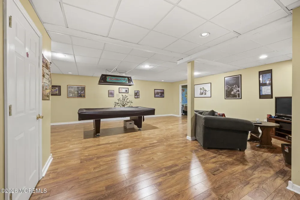 19 Chambry Ct, Freehold, NJ 07728
