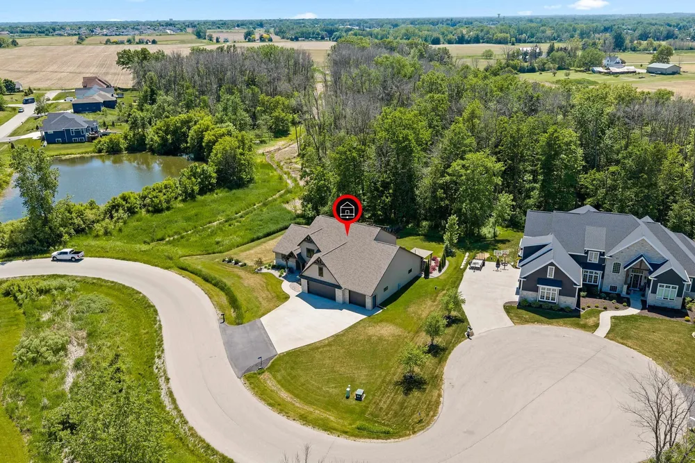 W4269 Rose Tree Drive, Appleton, WI 54913
