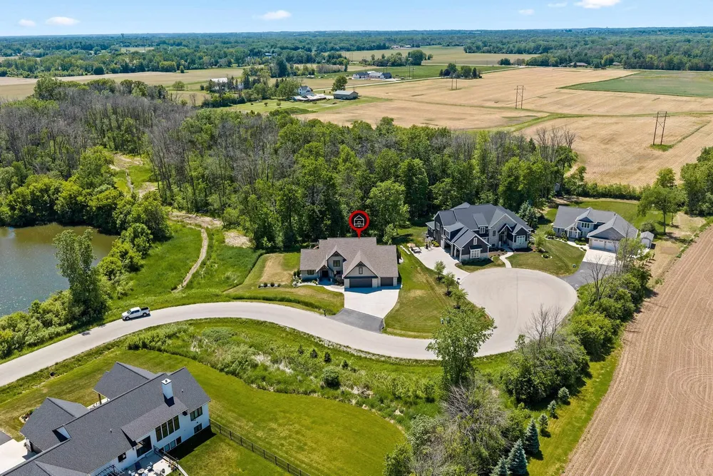 W4269 Rose Tree Drive, Appleton, WI 54913