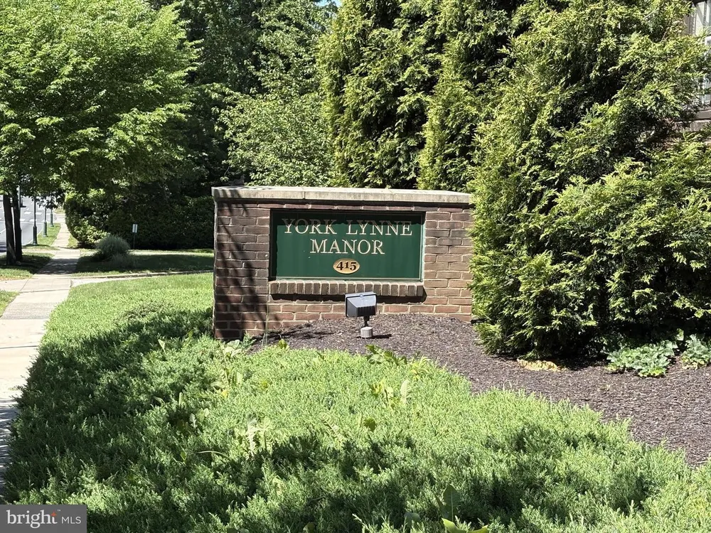 415 City Ave, Merion Station, PA 19066
