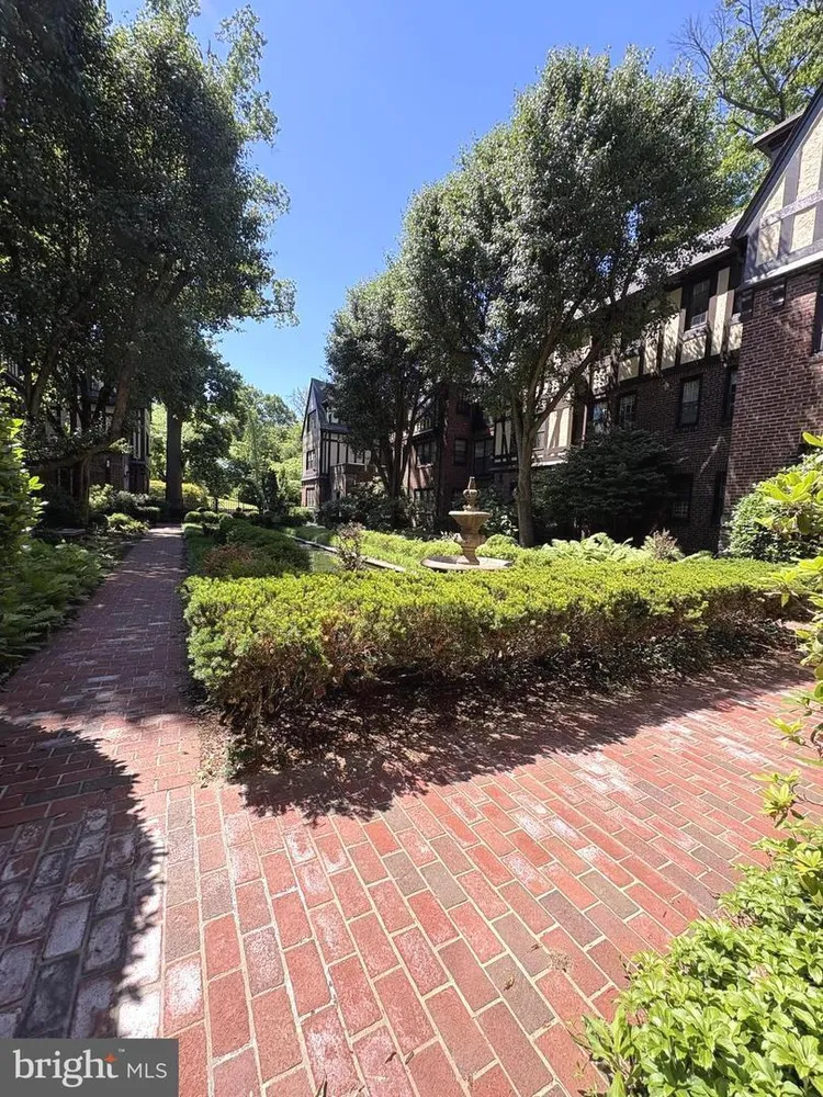 415 City Ave, Merion Station, PA 19066