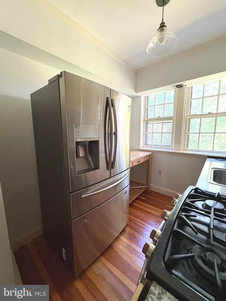 415 City Ave, Merion Station, PA 19066