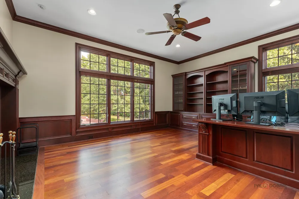 5 Jennifer Ct, Barrington, IL 60010