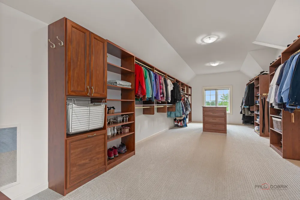 5 Jennifer Ct, Barrington, IL 60010