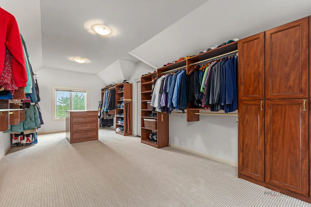 5 Jennifer Ct, Barrington, IL 60010