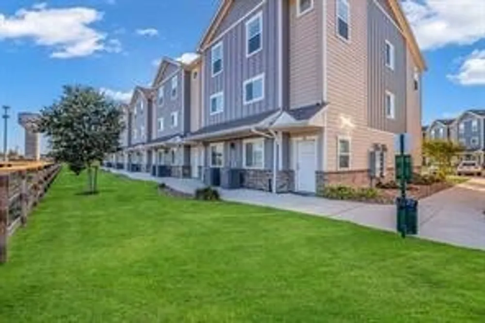 21155 Gosling Rd, Spring, TX 77388