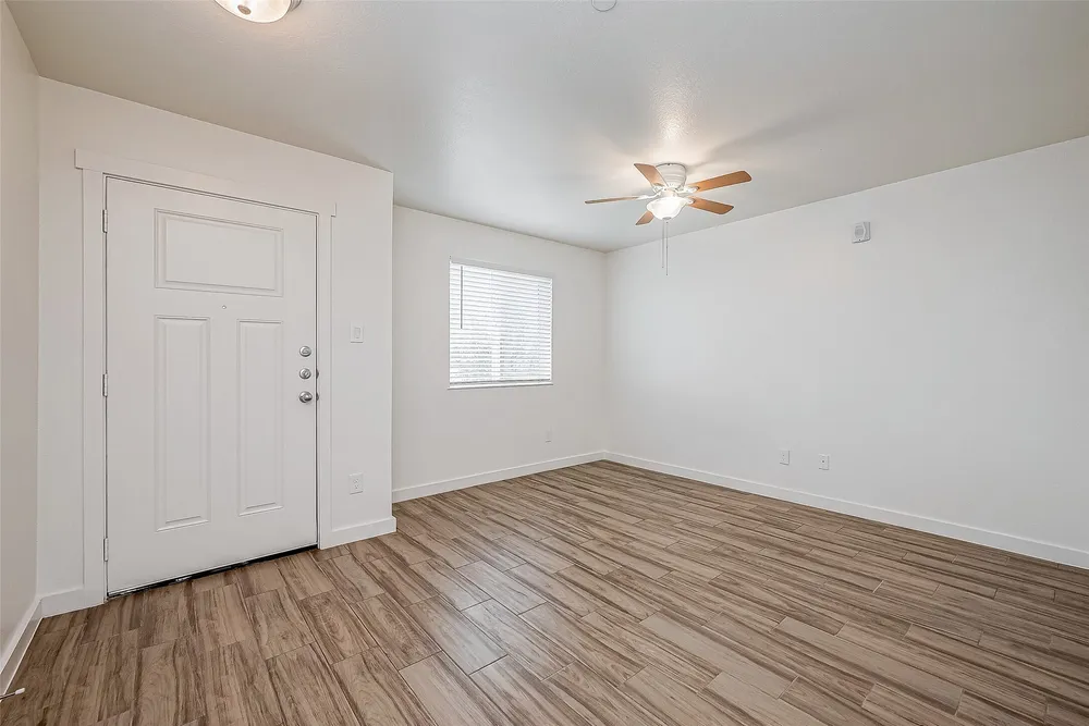 21155 Gosling Rd, Spring, TX 77388
