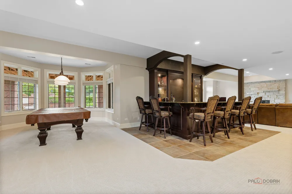5 Jennifer Ct, Barrington, IL 60010