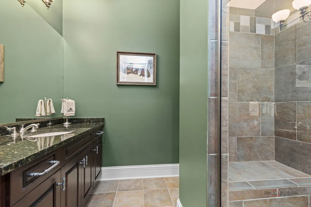 5 Jennifer Ct, Barrington, IL 60010
